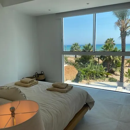 Villa Whitekey